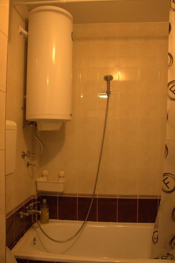 Novi Sad Apartman Tenigo Eksteriør billede