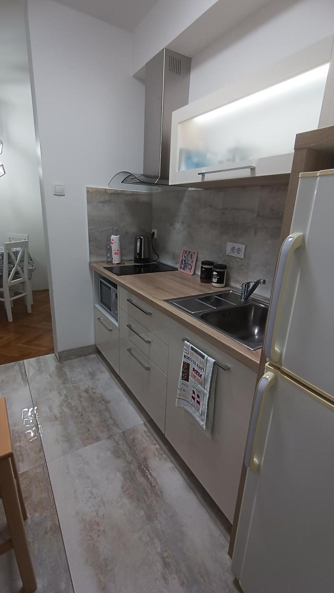 Novi Sad Apartman Tenigo Eksteriør billede